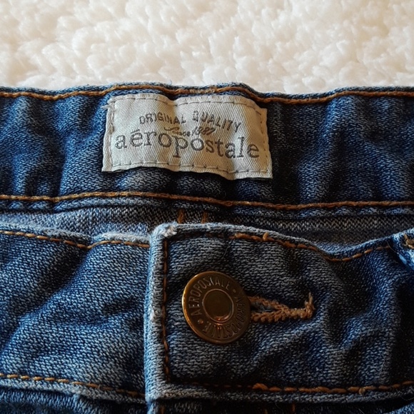 🌻 Aeropostale Jean shorts - Picture 2 of 4